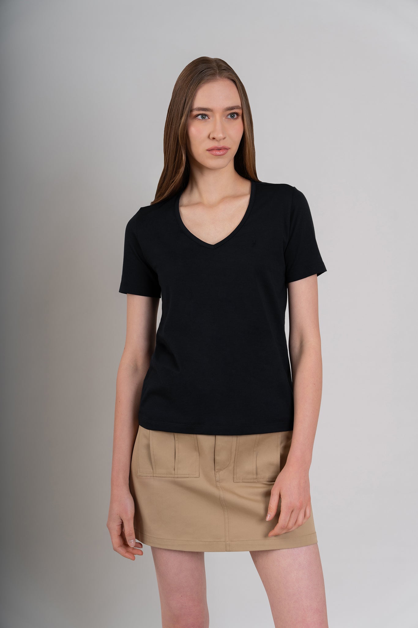POLO MUJER CUELLO V MC -  PIMA GAMUZADO | NEGRO